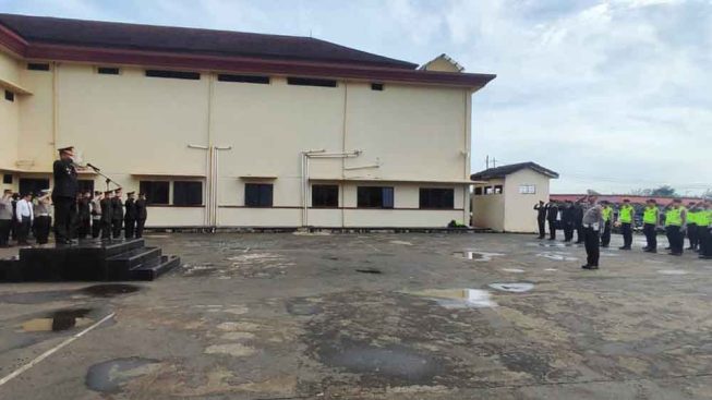 Polres Empat Lawang menggelar upacara peringatan Hari Bela Negara Ke-75 tahun 2023, yang dipimpin oleh Kabag Ops Polres Empat Lawang, Kompol Ahmad Firdaus S.E,.S.H,.M.H.
