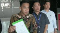 Komika asal Lampung, Aulia Rakhman, dilaporkan oleh organisasi masyarakat (ormas) Lingkar Nusantara (Lisan) ke Polda Lampung dengan tuduhan penistaan agama. (Beritasatu.com/Triyono)