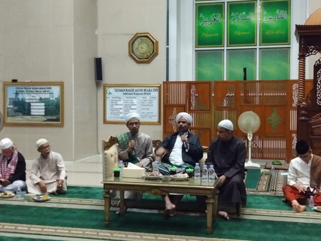 Safari Dakwah di Masjid Agung Muaraenim, Hadirkan Syekh dari Yaman