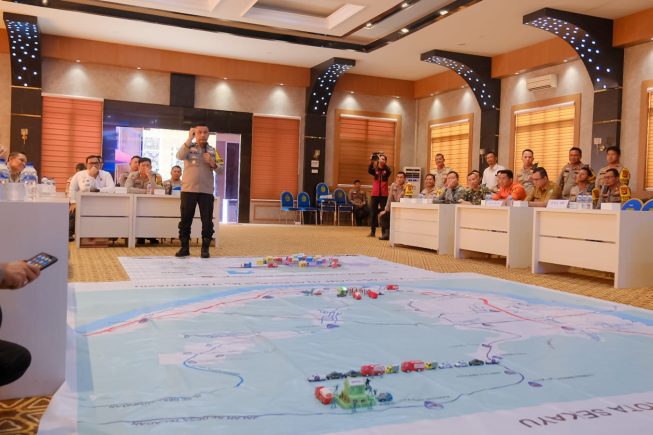Polres Muba Polda Sumatera Selatan menggelar kegiatan Tactical Floor Game untuk menyusun strategi pengamanan Pemilu 2024 yang akan berlangsung pada 17 Februari mendatang.