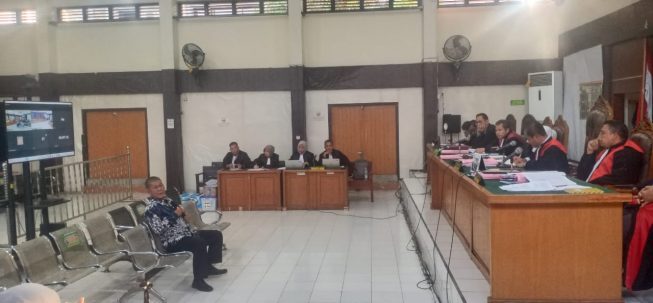 Sidang Kasus Korupsi Akuisisi PT SBS Sidang Kasus Korupsi Akuisisi PT SBS
