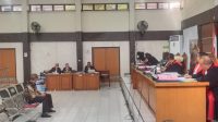 DR Eko Sumbodo ahli bidang investasi bisnis memberikan keterangan sebagai saksi dalam sidang akuisisi saham PT SBS.