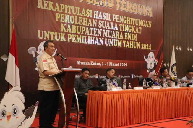 Rapat pleno rekapitulasi hasil penghitungan suara pemilihan umum (Pemilu) Tahun 2024 tingkat kabupaten Muaraenim