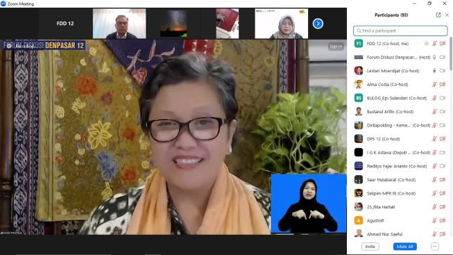 Wakil Ketua MPR RI, Lestari Moerdijat saat membuka diskusi daring bertema Pemenuhan Kebutuhan Pokok Menjelang Puasa dan Lebaran yang digelar oleh Forum Diskusi Denpasar 12 pada Rabu (6/3).