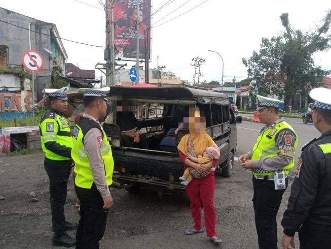 Ops Keselamatan Musi: Satlantas Polres Empat Lawang Tindak Tegas Pelanggar Lalulintas Ops Keselamatan Musi: Satlantas Polres Empat Lawang Tindak Tegas Pelanggar Lalulintas
