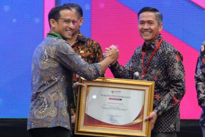 Palembang Jadi Satu-satunya Kota yang Raih Penghargaan dari Menpan-RB Palembang Jadi Satu-satunya Kota yang Raih Penghargaan dari Menpan-RB