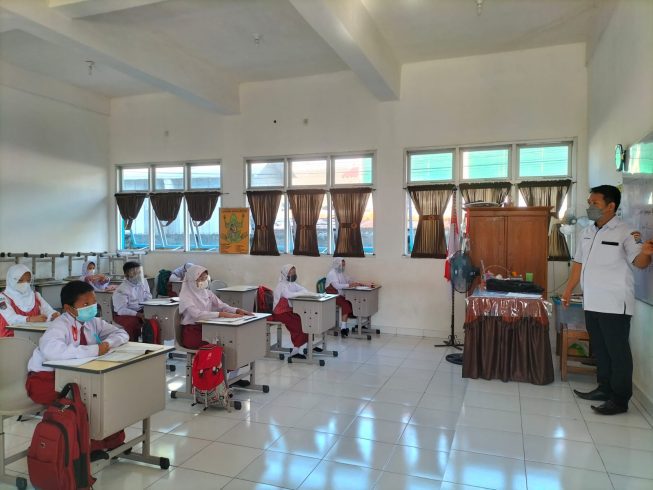 Ilustrasi: Jadwal Libur Idul Fitri Siswa SD, SMP dan SMA/SMK Sederajat Ilustrasi: Jadwal Libur Idul Fitri Siswa SD, SMP dan SMA/SMK Sederajat