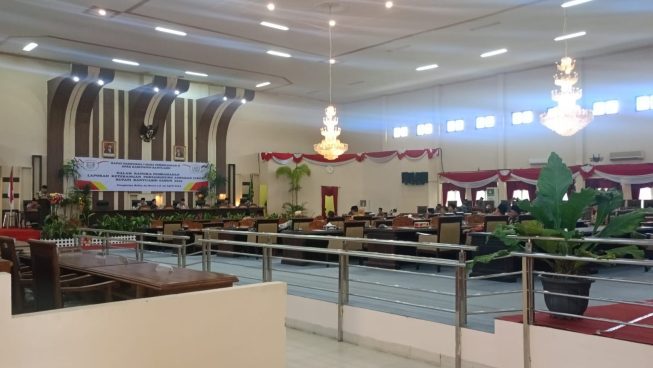 Penyampaian LKPJ ini merupakan amanat dari Undang-Undang Nomor 23 Tahun 2014 tentang Pemerintahan Daerah