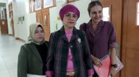 Kuasa hukum terdakwa Aryodi, Hj Nurmala SH MH didampingi Henny Natasya Rosalina