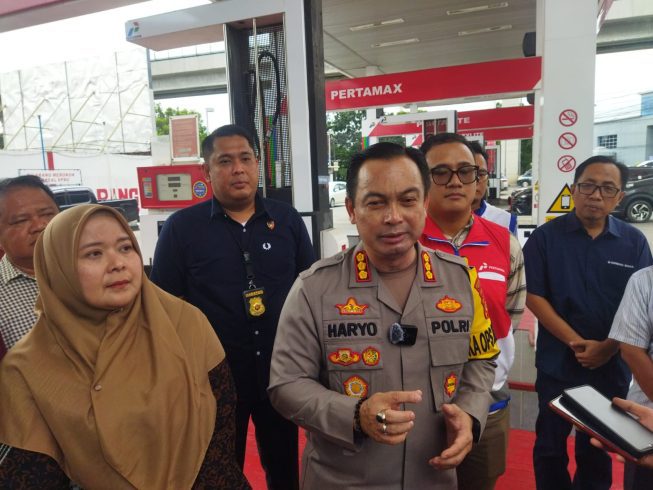 Sambangi Sejumlah SPBU, Kapolrestabes Palembang Pastikan BBM Asli dan Sesuai Volume