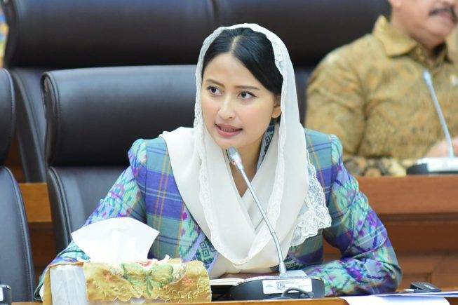 Anggota Komisi VII DPR RI Dyah Roro Esti Anggota Komisi VII DPR RI Dyah Roro Esti