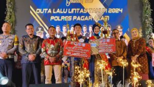 Enriko Vinesa dan Tasya Aura meraih juara pertama sebagai Duta Lalu Lintas Polres Pagaralam 2024