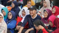 Sekda H Apriyadi Mahmud Senam Sehat Bersama Lansia di Muba
