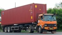 Ilustrasi truk kontainer