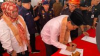 Pasangan Edison dan Sumarni Jadi Pendaftar Pertama di KPU untuk Pilkada Muaraenim 2024