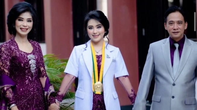 35179-potret-sri-meilina-dan-lady-aurelia-pramesti-sosok-diduga-terlibat-penganiayaan-koas-di-palembang
